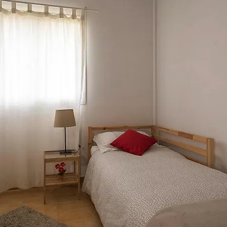 Terraced House - Tfn021008-iyc Holiday home